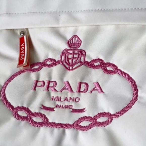 VINTAGE WHITE PRADA NYLON CROSSBODY BAG WITH EMBROIDERED LOGO - Picture 8 of 12